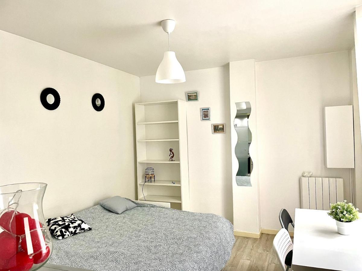 Studio Moderne Le Perreux Sur Marne 17M² Exterior foto