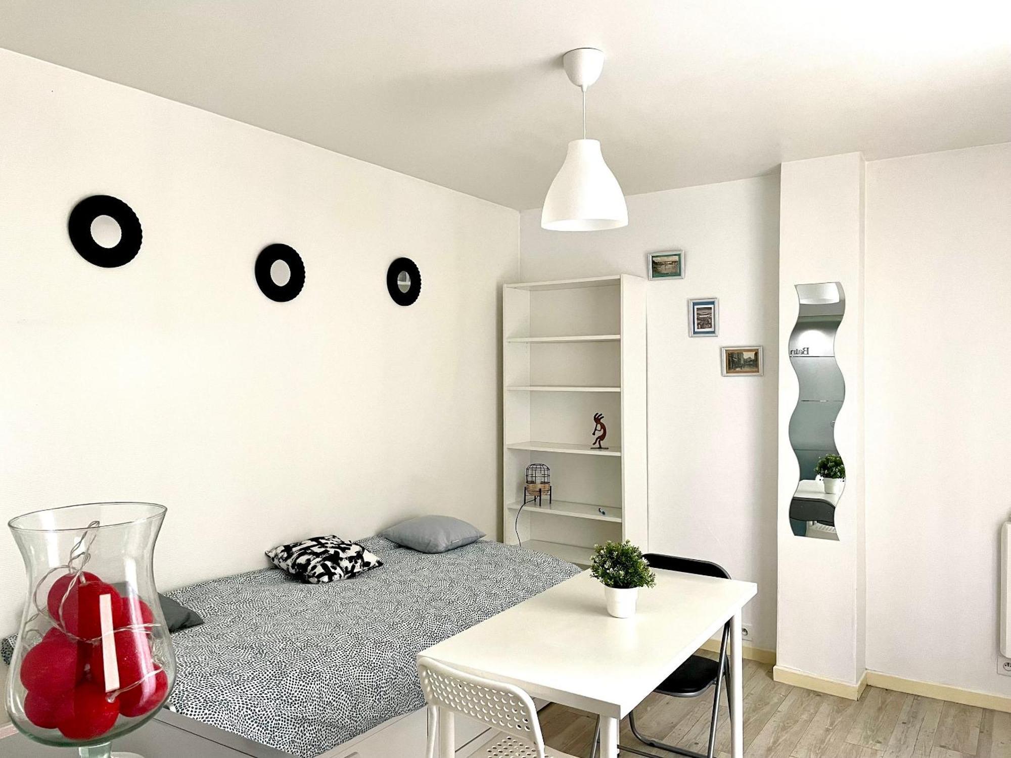 Studio Moderne Le Perreux Sur Marne 17M² Exterior foto