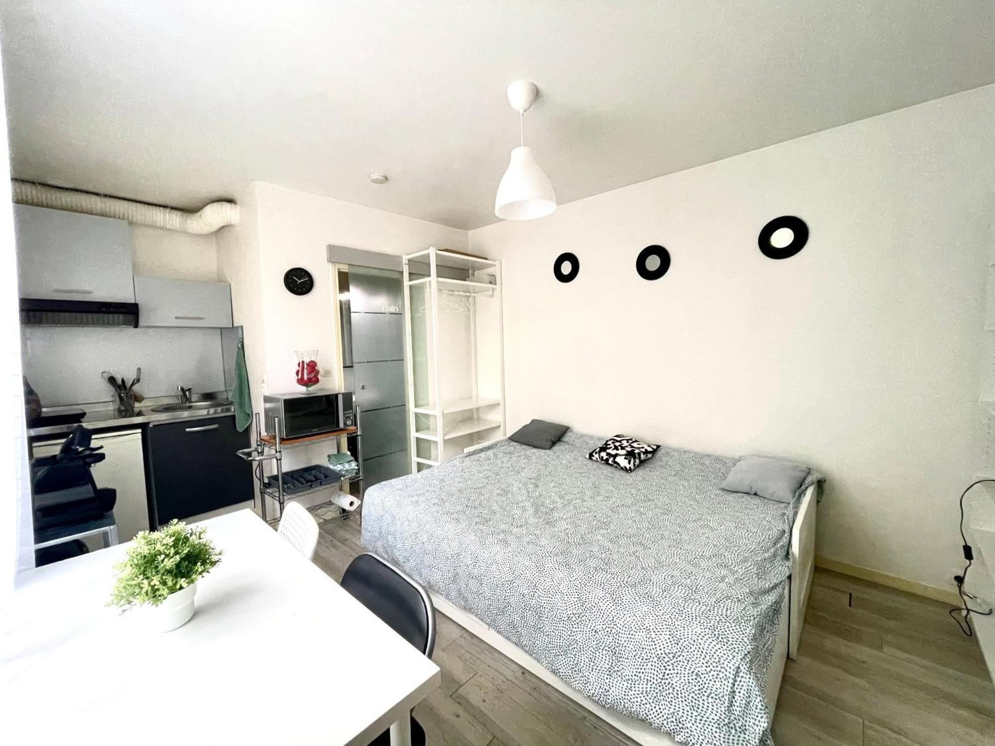 Studio Moderne Le Perreux Sur Marne 17M² Exterior foto